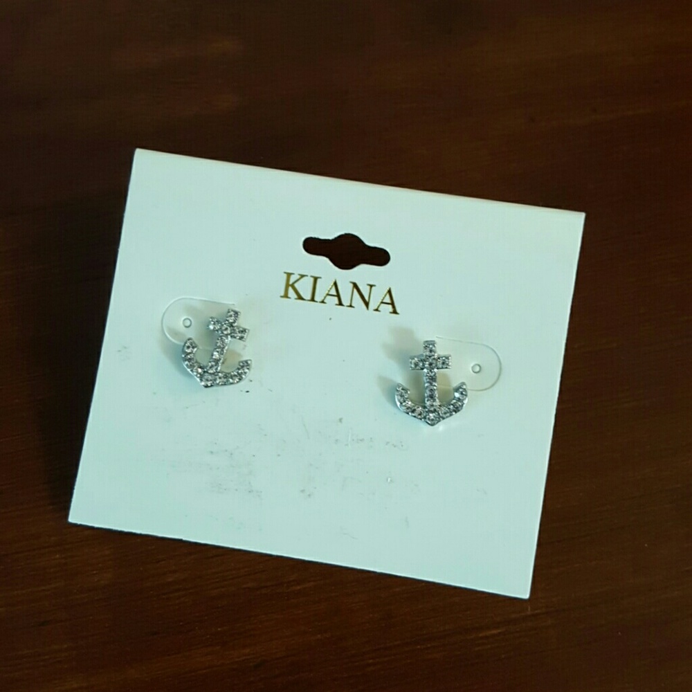 Anchor earrings